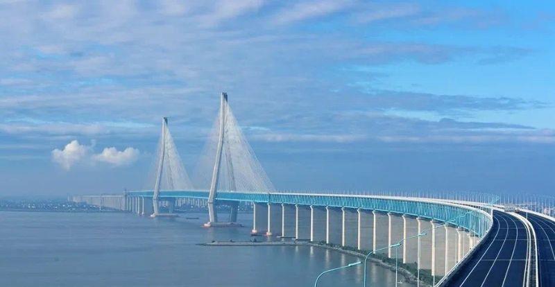 Shanghai-Suzhou-Nantong Yangtze River Bridge
